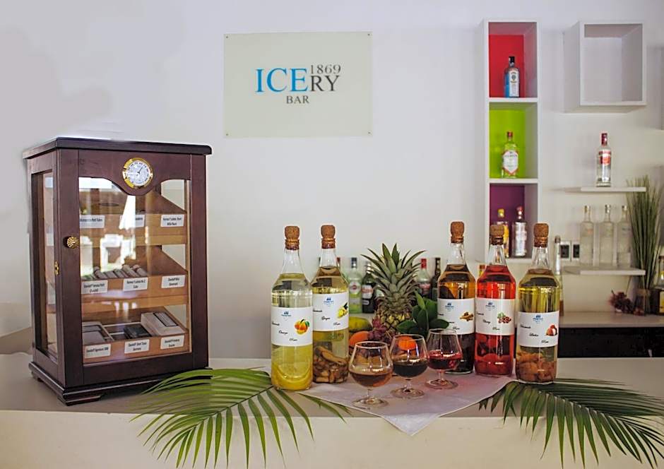 Crystals Beach Resort Belle Mare, a member of Radisson Individuals