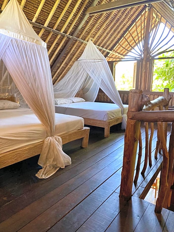 Flower Bud Bungalow Balangan
