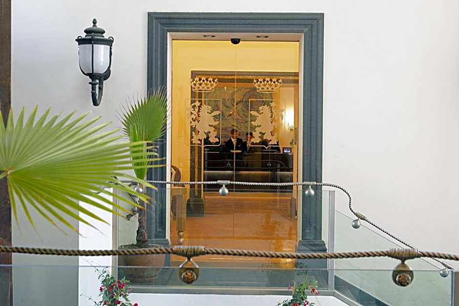 Palazzo Caracciolo Naples