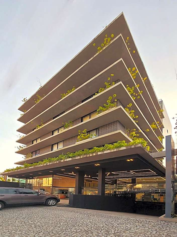 Urban by Hosppedar
