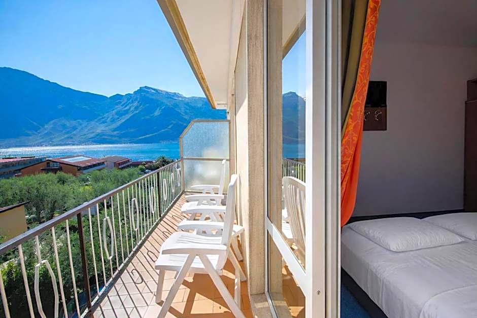 Hotel Garden NEW MANAGEMENT