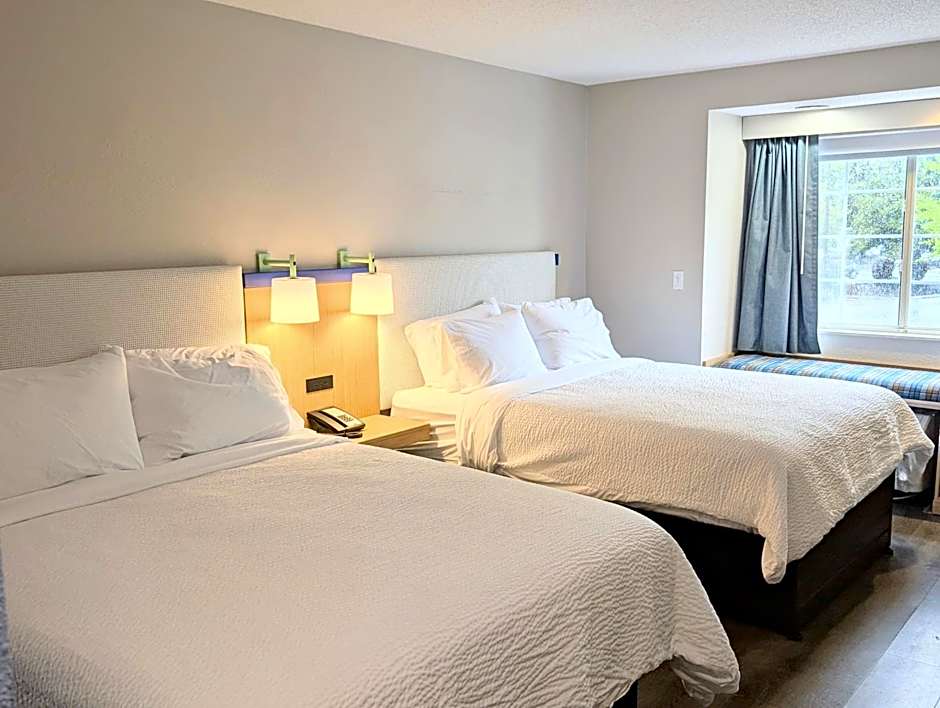 Greenville Pelham Inn by IHG