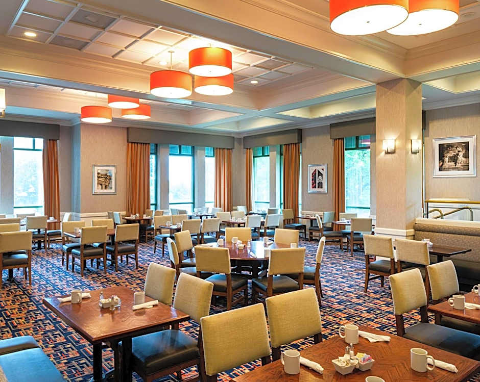 DoubleTree Suites by Hilton Hotel Philadelphia West