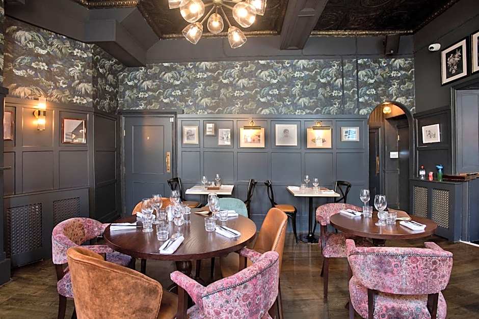 The Clerk & Well Pub and Rooms