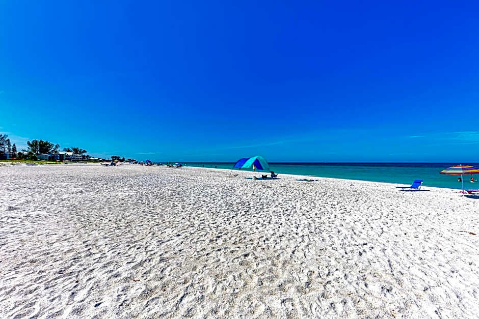 Anna Maria Island Beach Palms 6B
