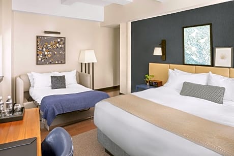 Executive Room, 1 King Bed with Sofa bed (1 King Bed and 1 Double Sofa Bed)