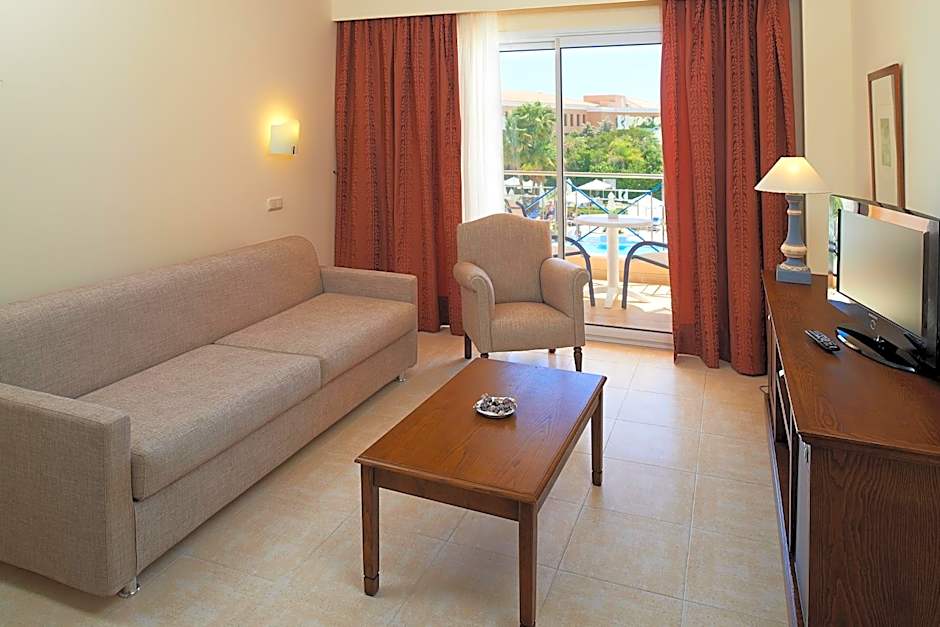 Hipotels Barrosa Garden