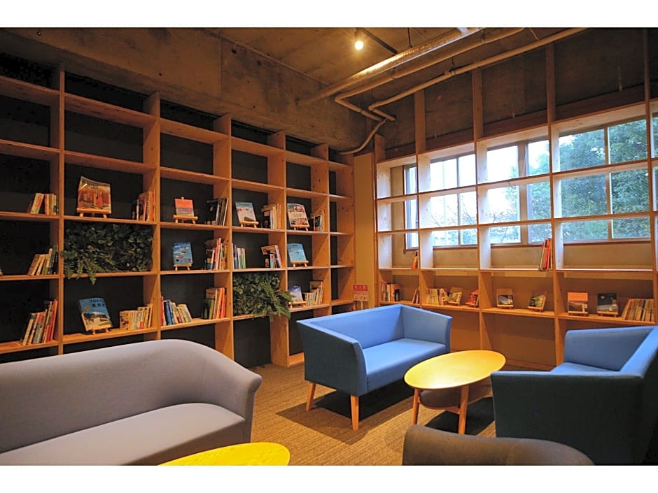 TRAVEL&BOOK HOTEL HULATONCABIN TAKAMATSU