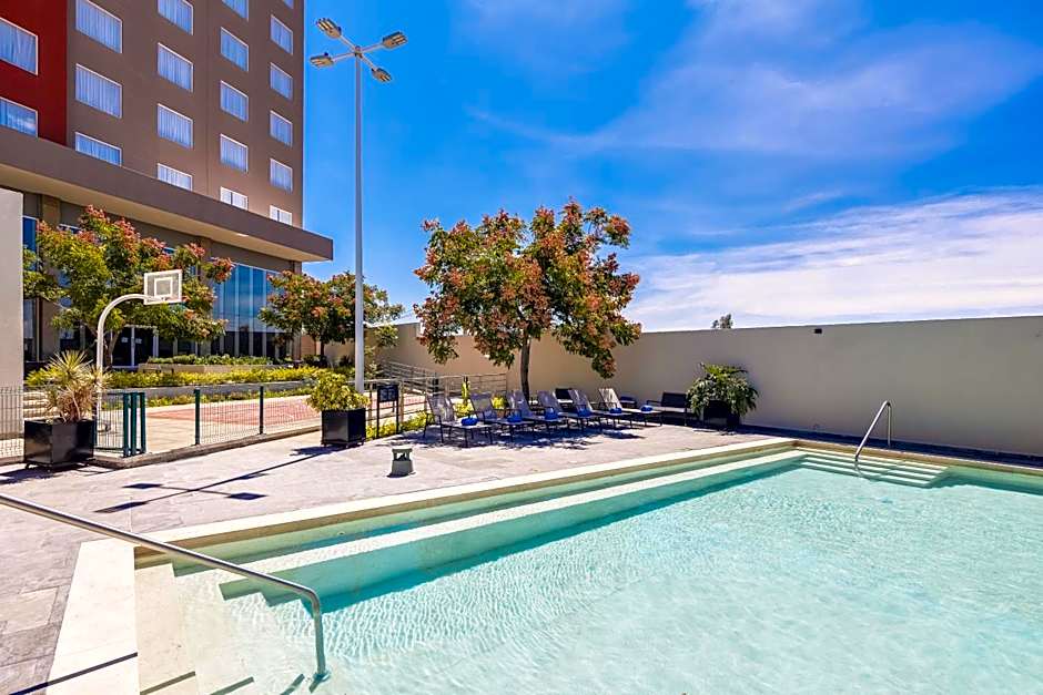 Fiesta Inn Suites Aeropuerto del Bajio