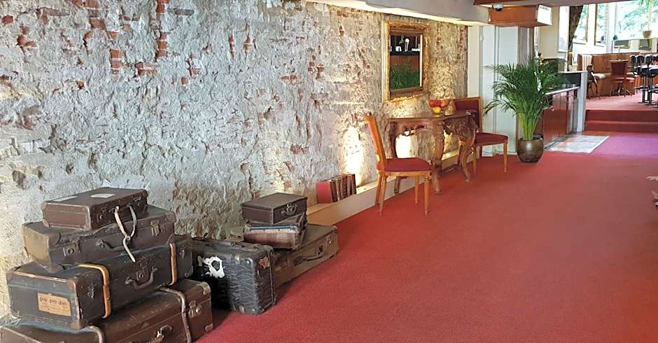 Rembrandtplein Hotel