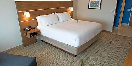 King Room - Hearing Accessible