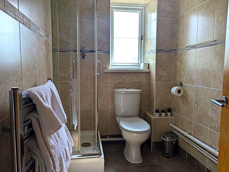 The Lodge by Cefn Tilla