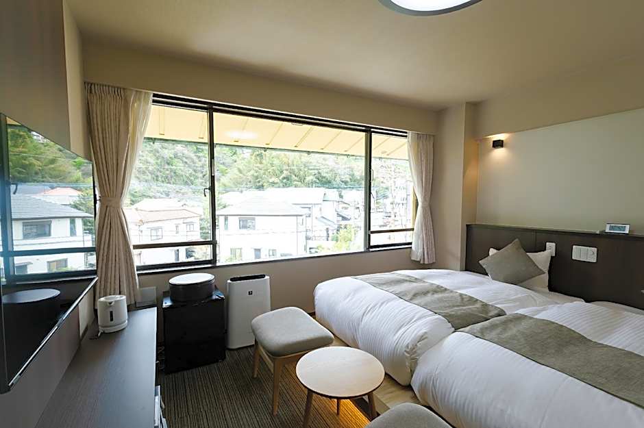 Choubounoyado Shiori