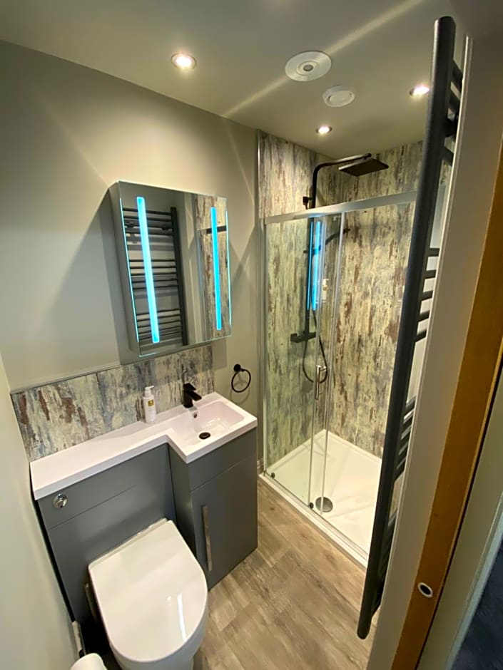 The Hive at Poppi-Red