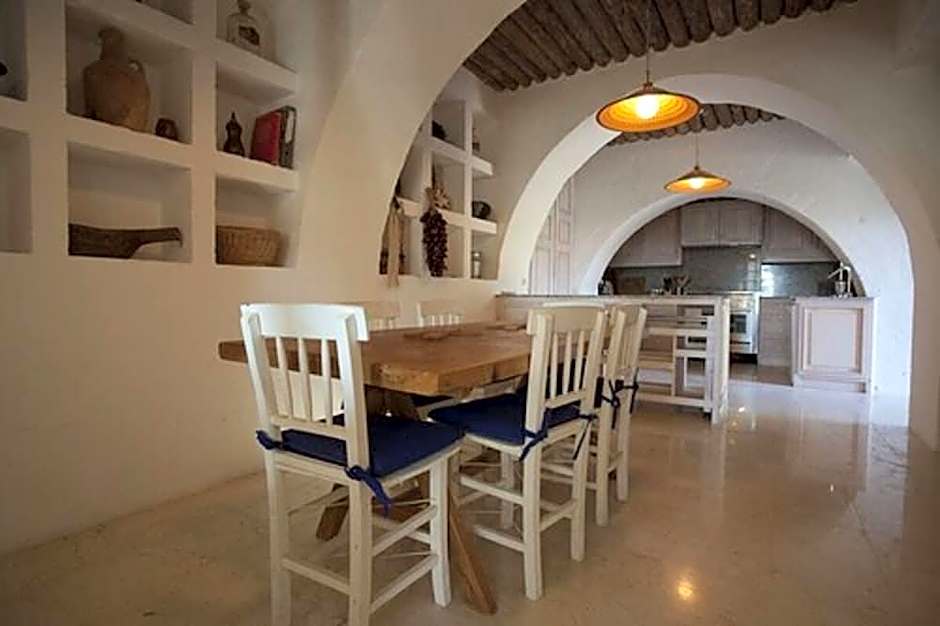 Les Maisons De Cappadoce