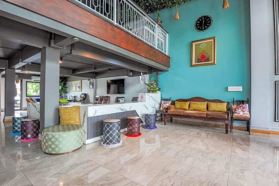 Ployburi Boutique Hotel