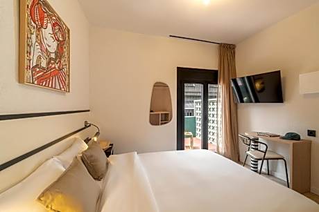 Single Room with Terrace