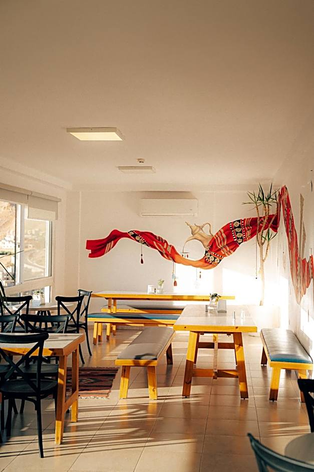 Nomads Hotel