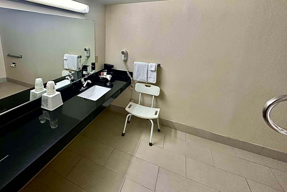 Super 8 by Wyndham Athens TX