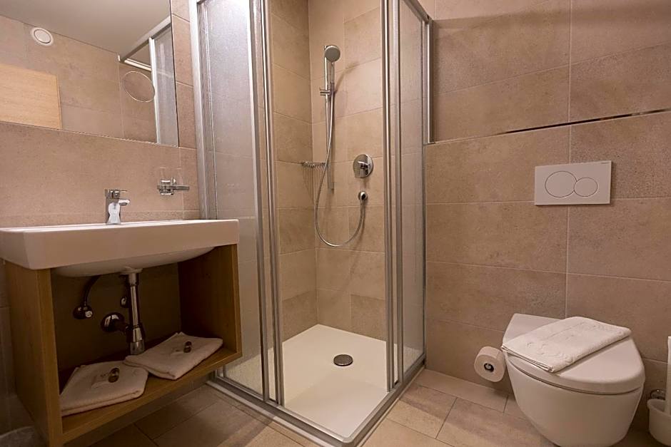 KOSIS Sports Lifestyle Hotel