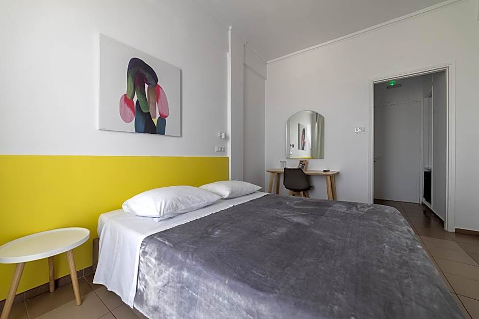 Delfini Hotel Patras
