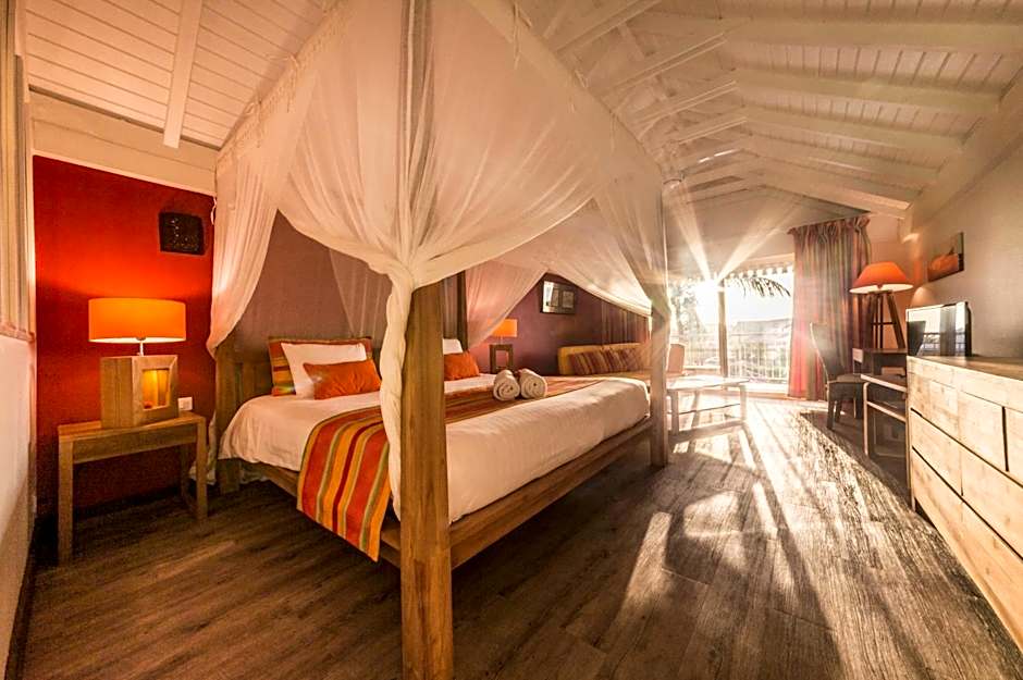 Palm Court Residence at Orient Bay -4 Stars