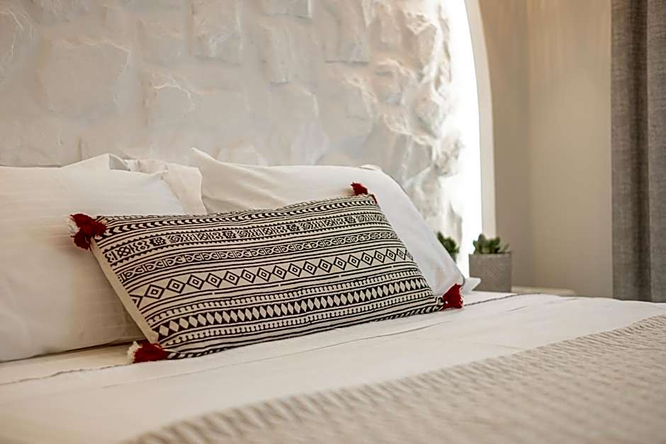 Porto Dema Luxury Suites