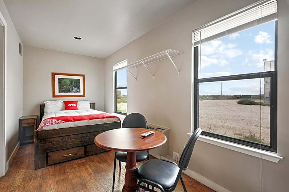 The Resource Inn -Big Lake TX