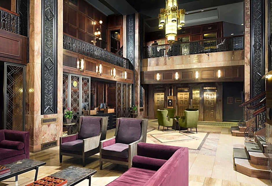 Hotel Phillips Kansas City Curio Collection by Hilton