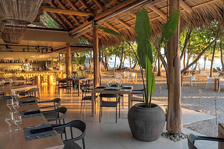 Hotel Nantipa - A Tico Beach Experience