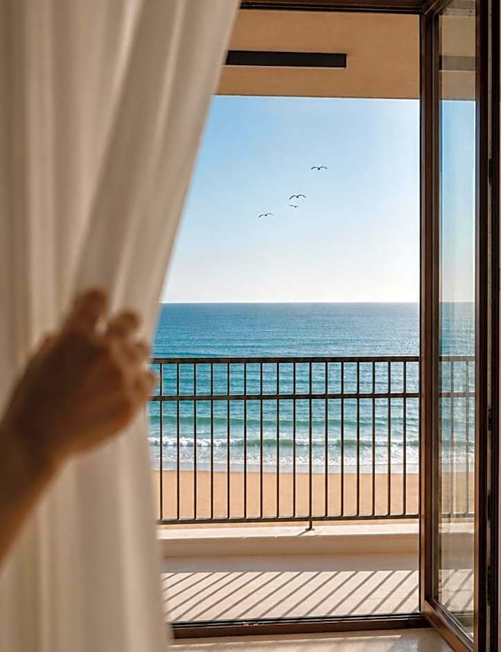 HVD Nympha Hotel - All Inclusive, Private Beach & Free Parking - Adults Only