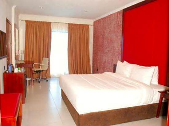 Best Western Plus Serene Atlantic Hotel