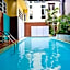 S2 Hotel