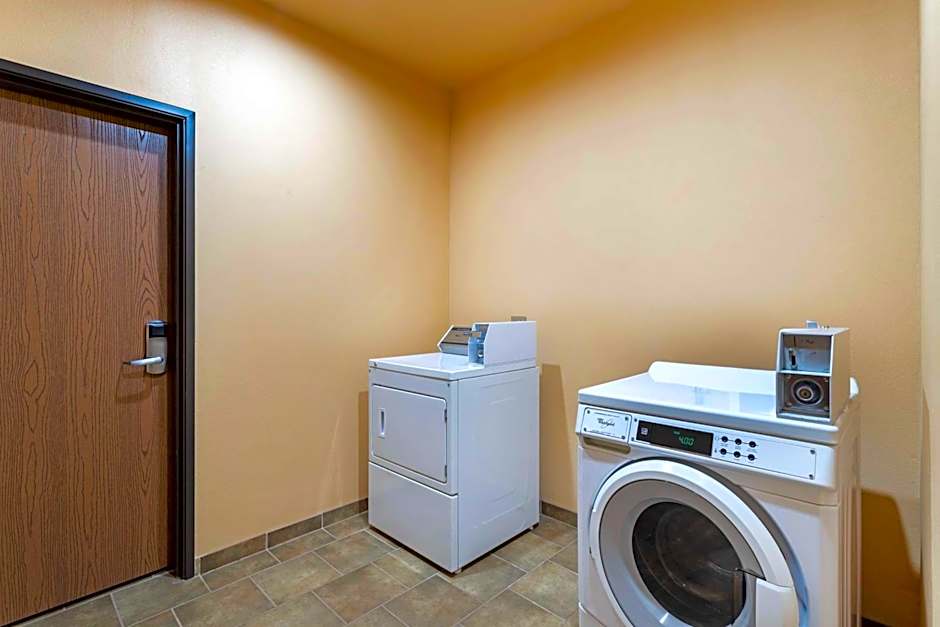 Best Western Plus Goliad Inn & Suites