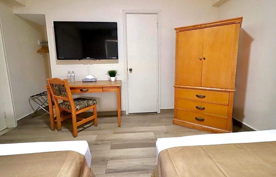 Hotel Madero Express