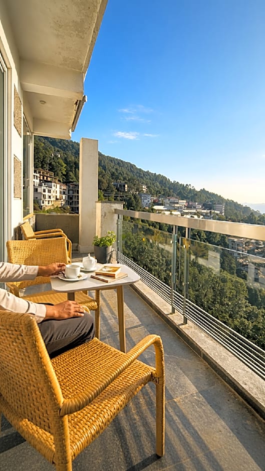 Chail Residency