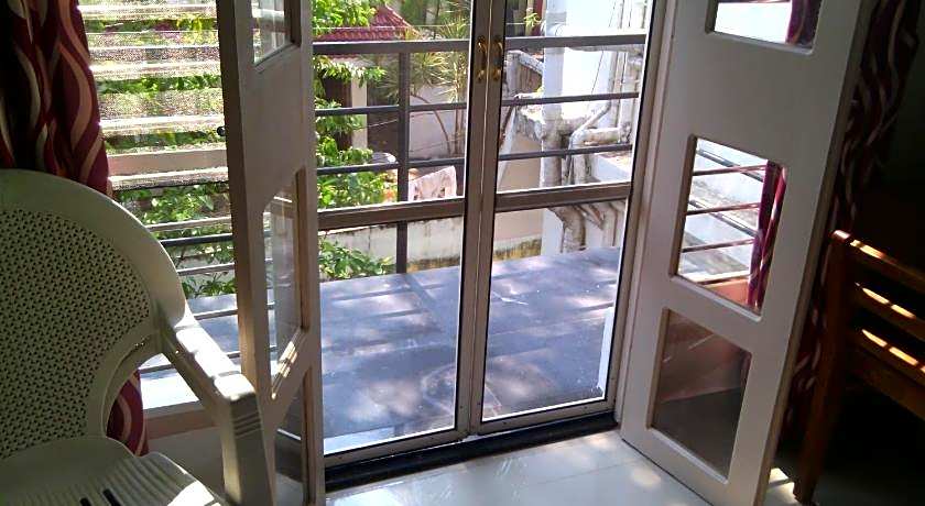 Nathan's Holiday Home