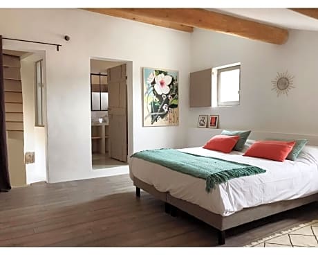 Duplex-King-Private Bathroom-Park View