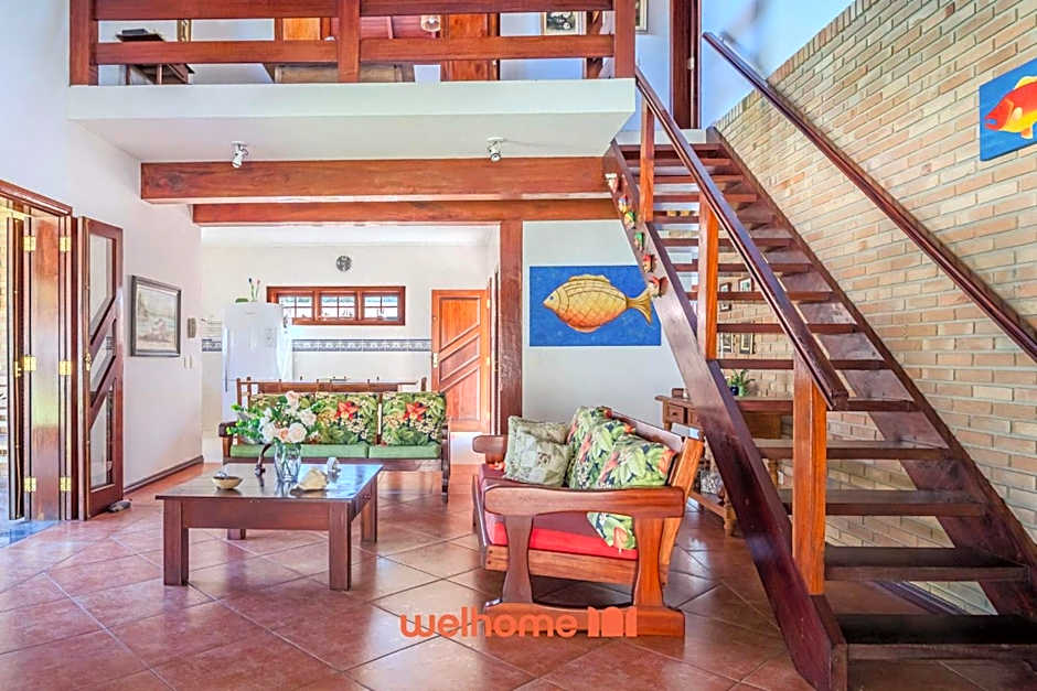 Casa em Ubatuba com área gourmet e acesso a rio