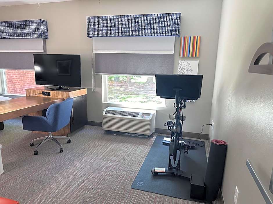 Hampton Inn By Hilton & Suites Tallahassee I-10-Thomasville Rd, Fl