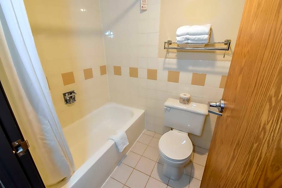 Canad Inns Destination Centre - Fort Garry