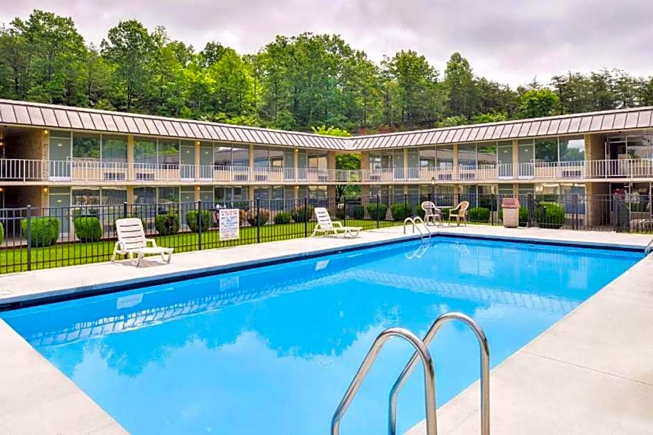 Quality Inn Dutch Inn