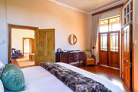 Deluxe Double Room with Shower