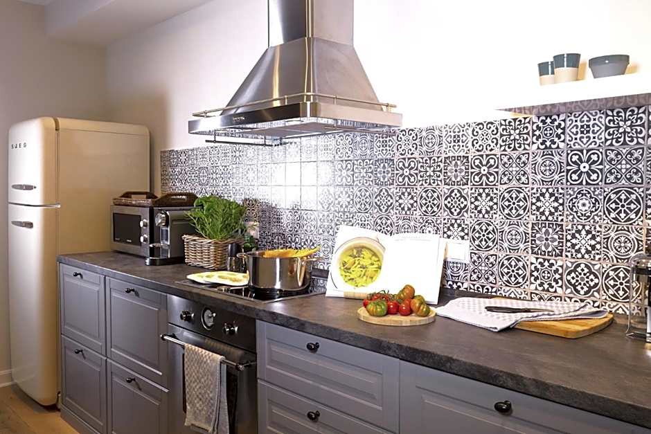 von Deska Townhouses - Ivy House