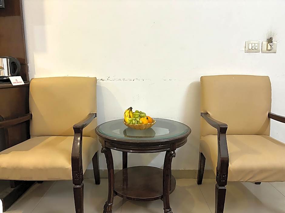 Chanchal Deluxe Hotel