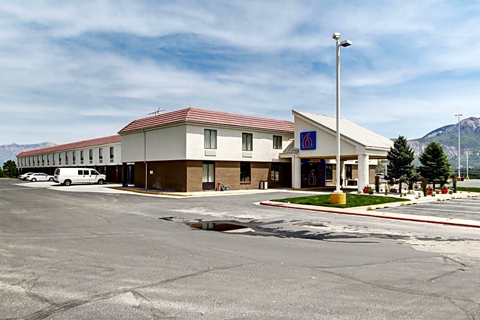 Motel 6-Ogden, UT - Riverdale