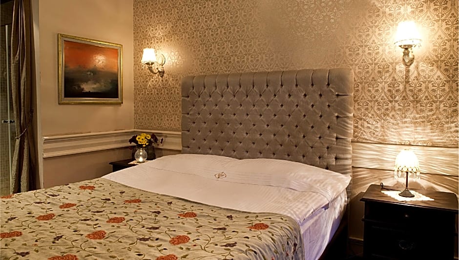 Kitapevi Hotel