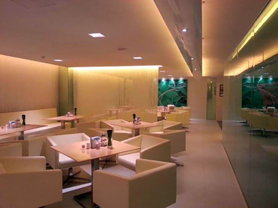 Jinjiang Inn Weihai Liugong Island Scenic Spot Shopping Market