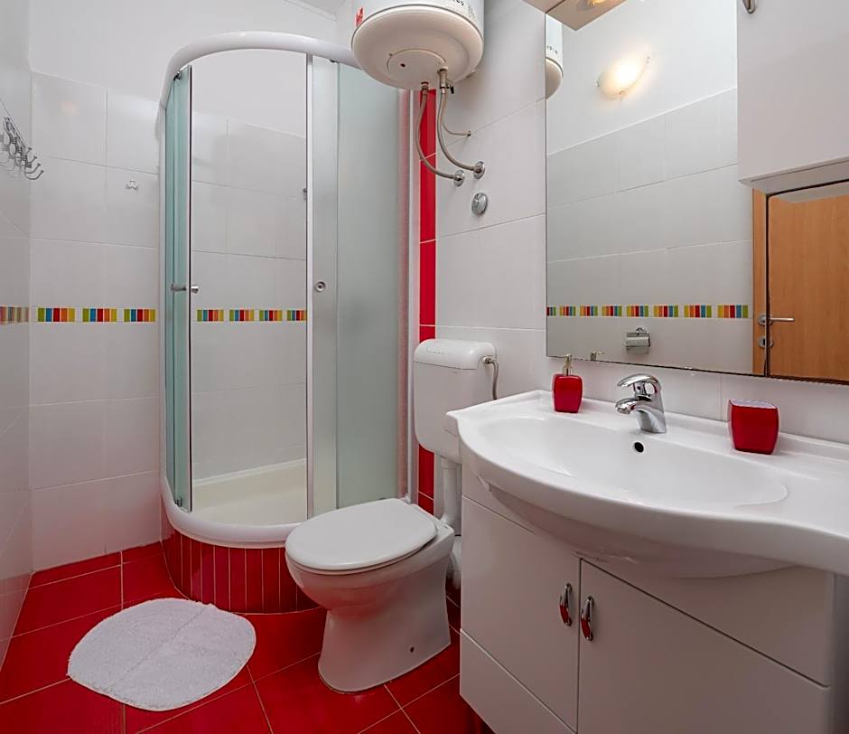 Apartments Vucica, Sevid