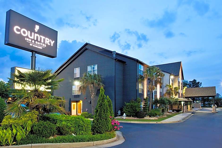 Baymont Inn & Suites by Wyndham Morrow/Atlanta I-75 South